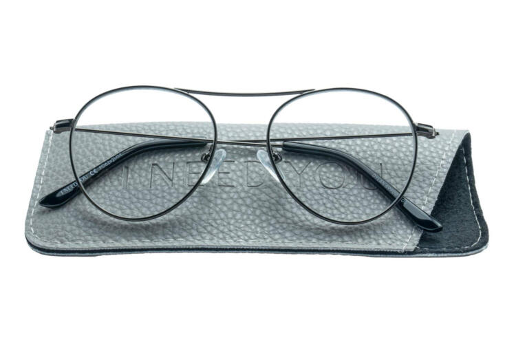 Reading glasses I Need You Dylan gun with case Reading glasses I Need You Dylan gun with case