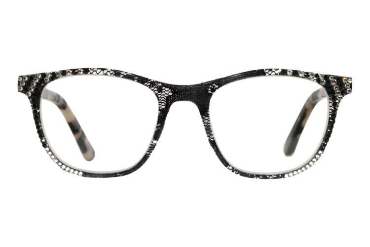 BRI-CODY-SCHWARZE-SPITZE_frontal Cody, black lace