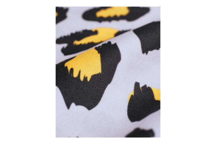 Johans-Tuch-Leo-Gelb-detail Brillen- und Displaytuch Leo Gelb