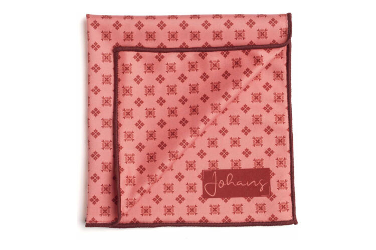 Johans-cloth-Oriental-folded Spectacle and display cloth Oriental