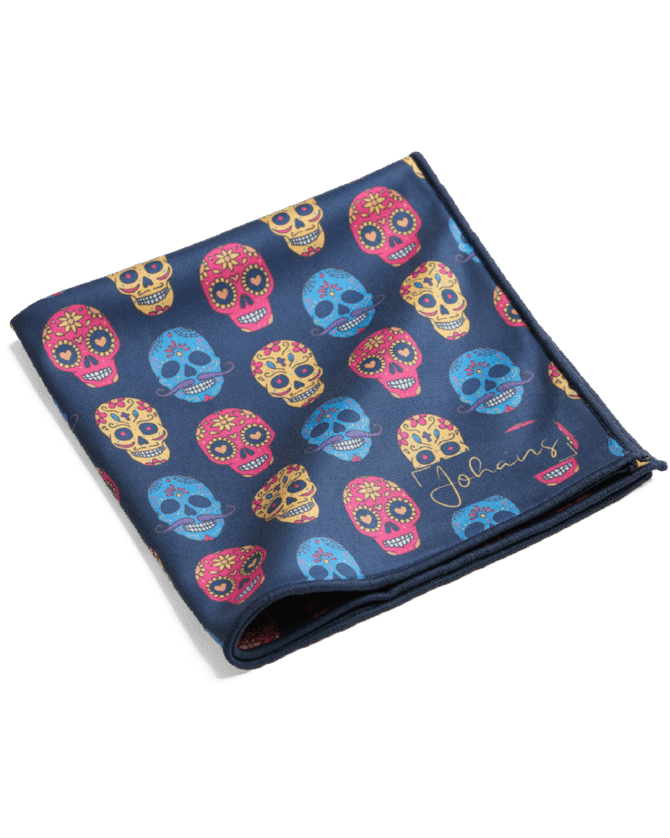 Johans Cloth Skulls Spectacle and display cloth Skulls