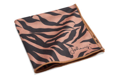 Johans-Cloth-Tiger- Tiger glasses and display cloth