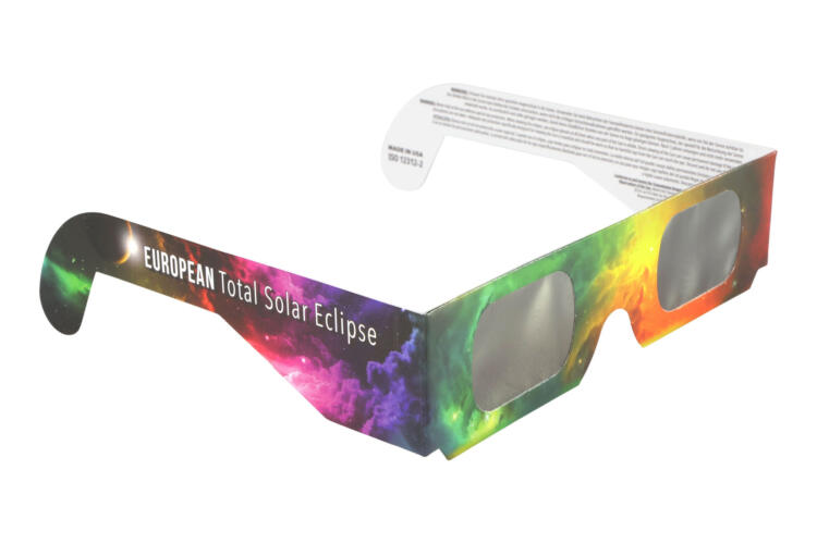 2 pieces of solar eclipse glasses